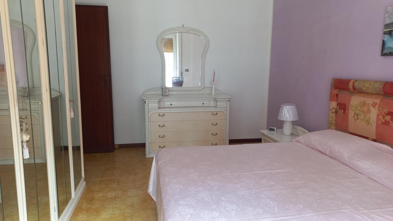 Appartamento Incantevole Al Centro Di Torvaianica Εξωτερικό φωτογραφία