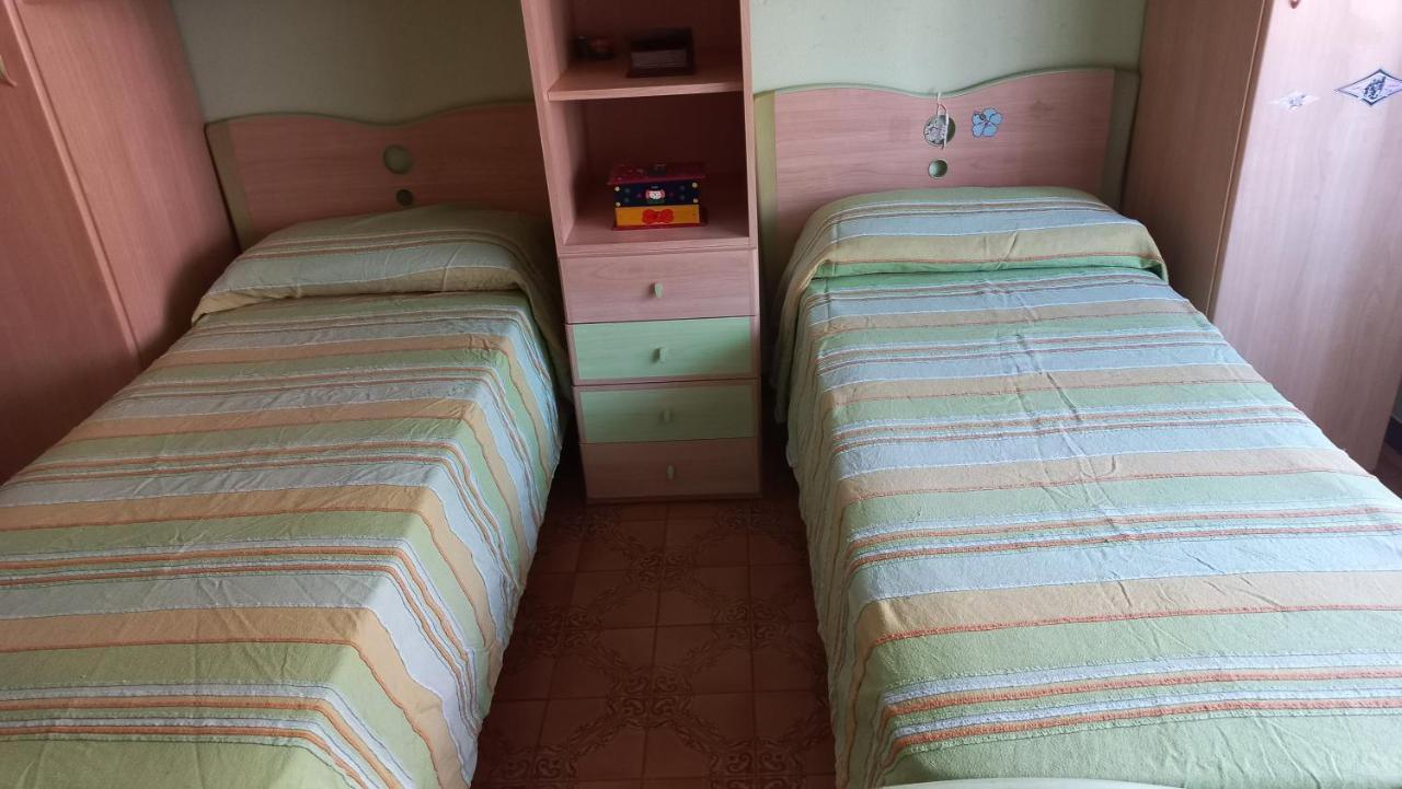 Appartamento Incantevole Al Centro Di Torvaianica Εξωτερικό φωτογραφία