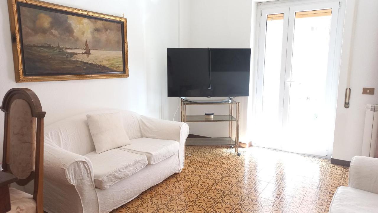 Appartamento Incantevole Al Centro Di Torvaianica Εξωτερικό φωτογραφία