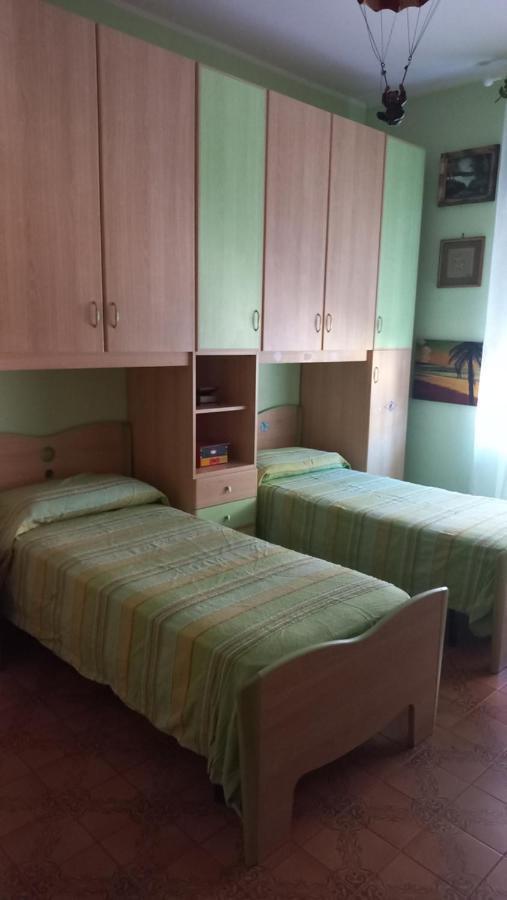 Appartamento Incantevole Al Centro Di Torvaianica Εξωτερικό φωτογραφία